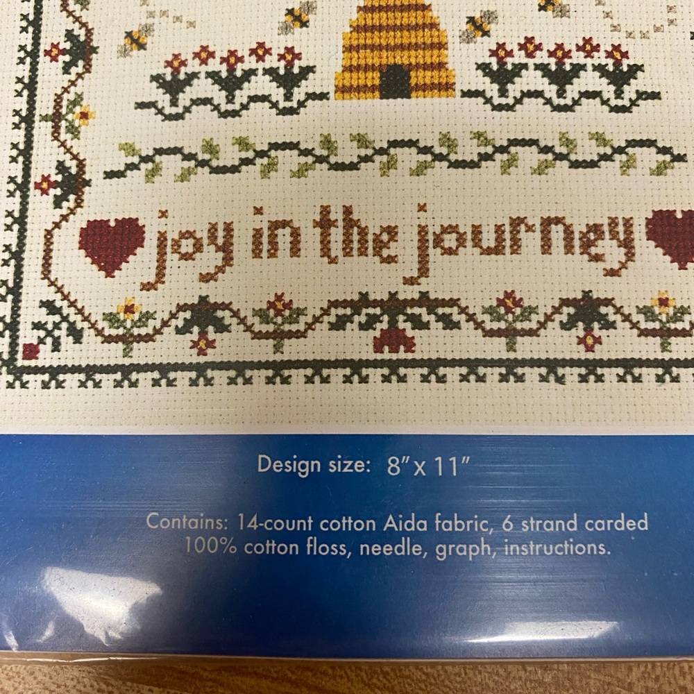Janlynn Needlecraft Cross Stitch Kit - Picture 2 of 3